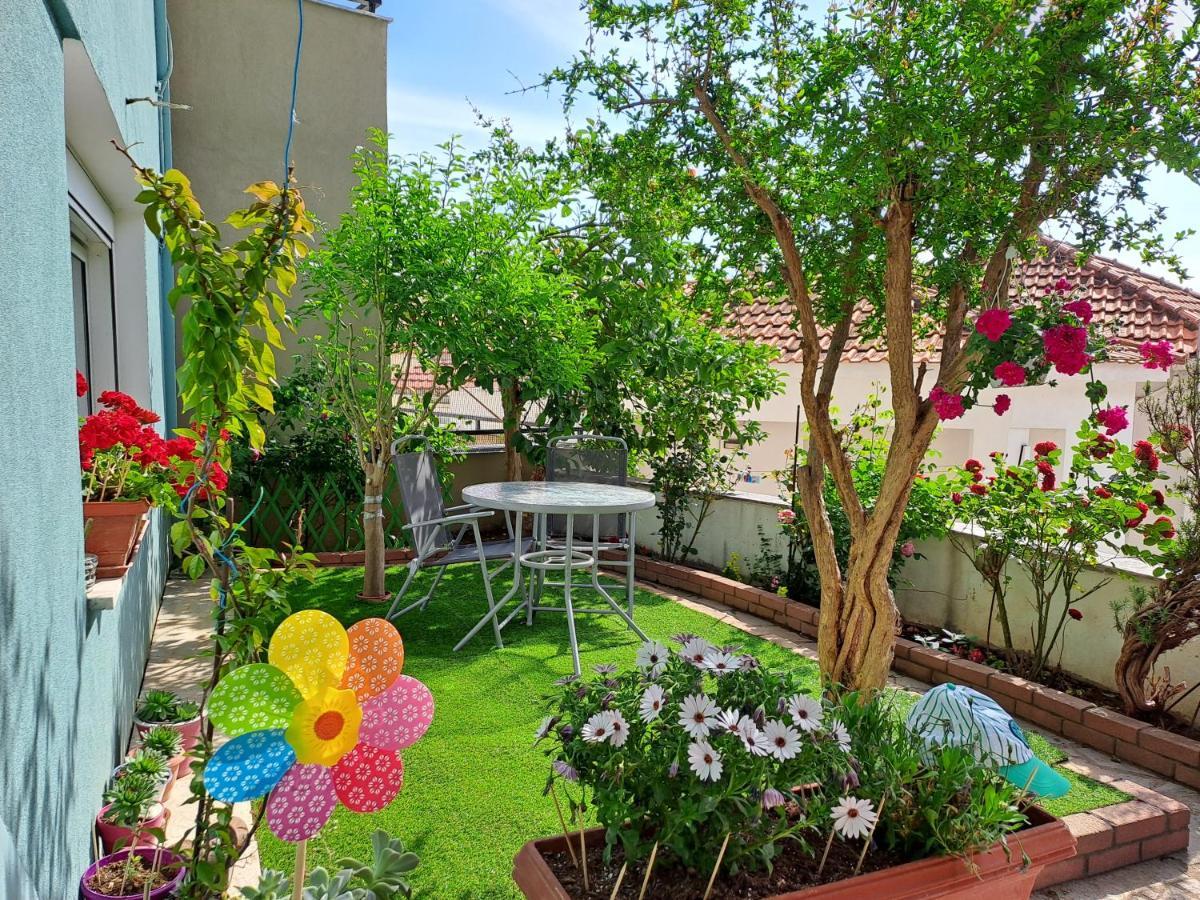 Secret Garden Apartment Кавала Екстериор снимка
