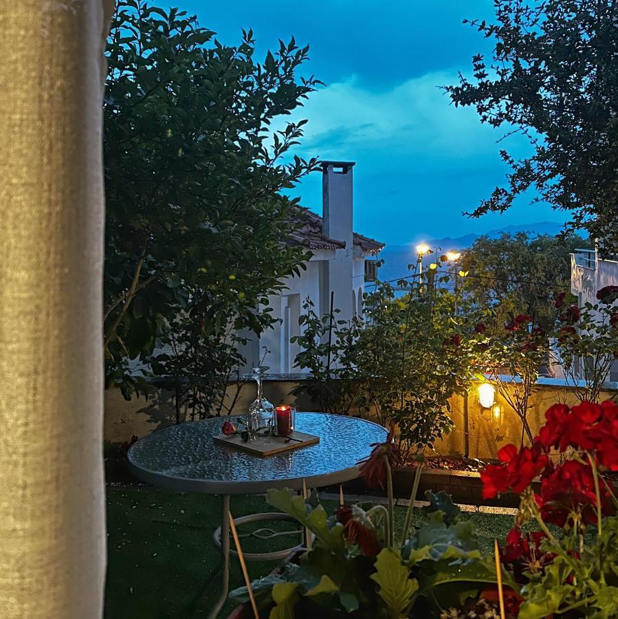 Secret Garden Apartment Кавала Екстериор снимка
